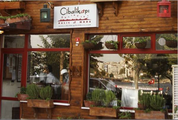 Cibalikapı Balıkçısı