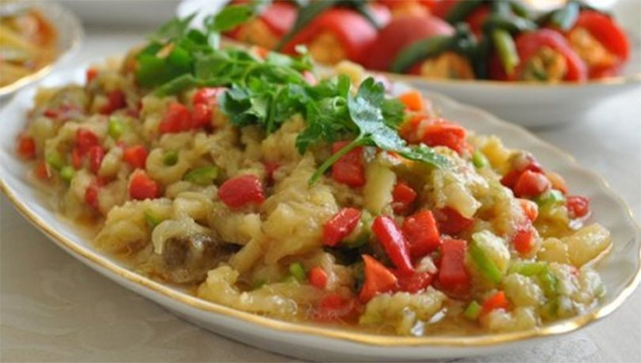Patlıcan Salatası